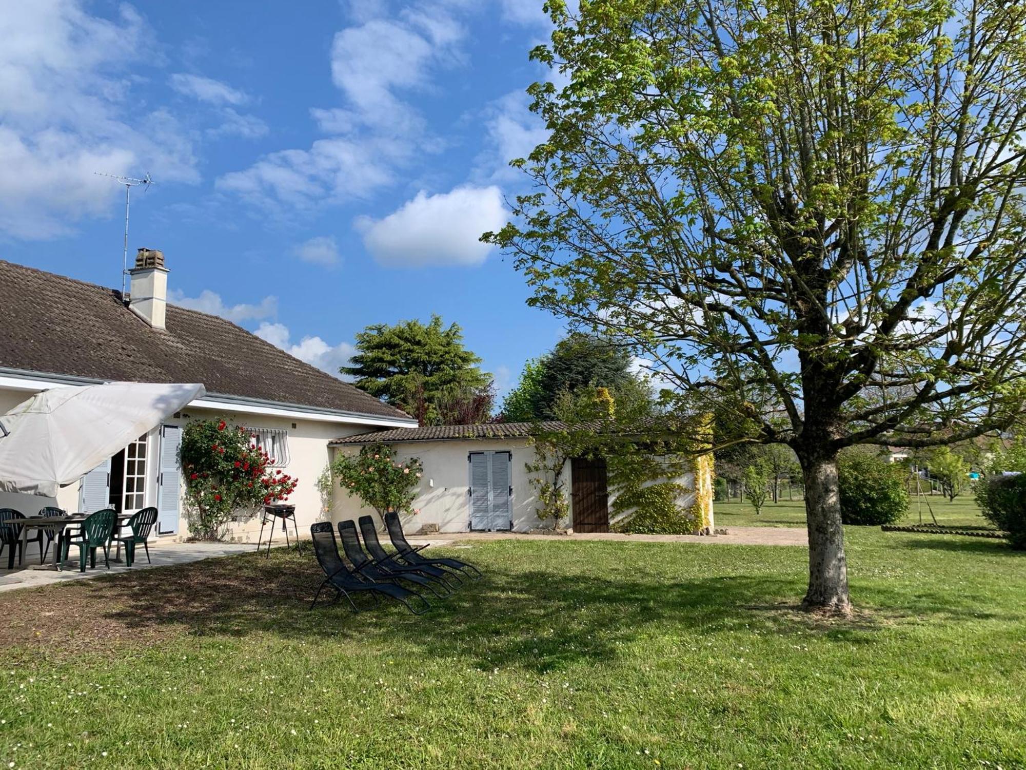 Villa Les Cormiers à Chailles  Extérieur photo